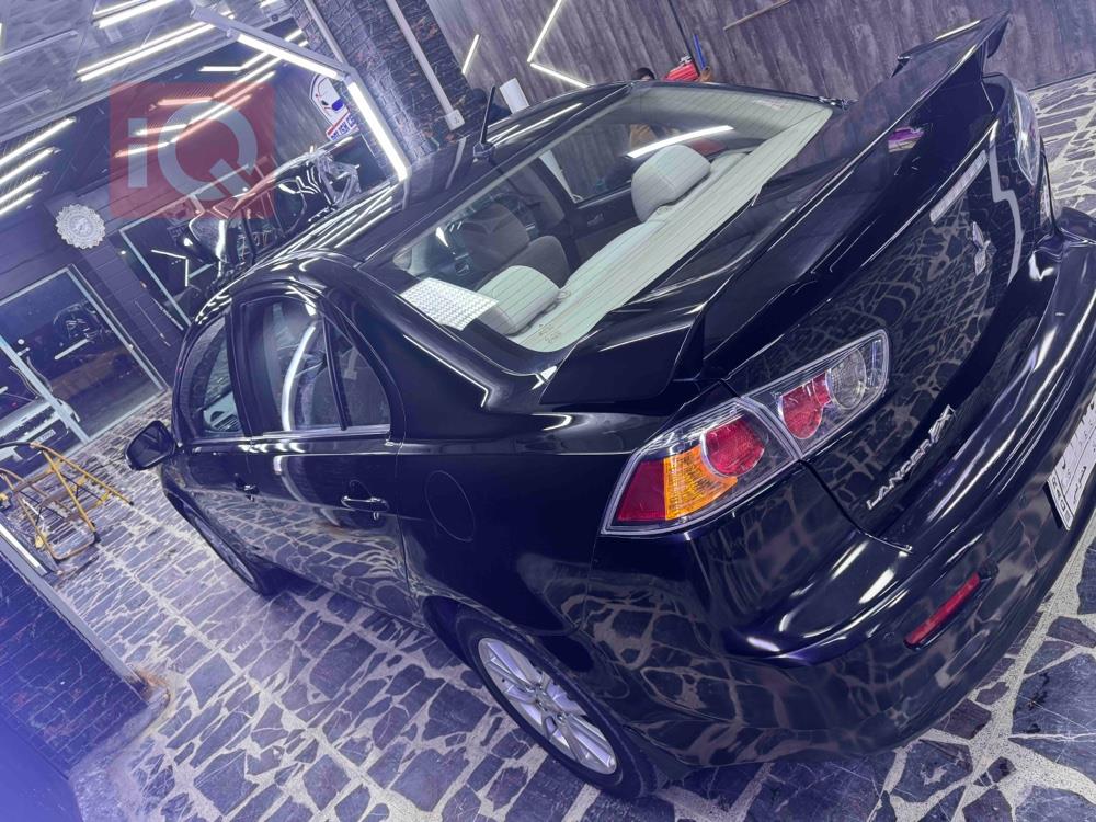میتسوبیشی لانسەر EX